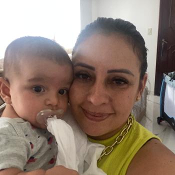 Emprego de babá em Praia Grande: emprego de babá Carla