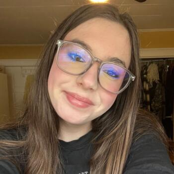 Babysitter in Chevrier: Lucile