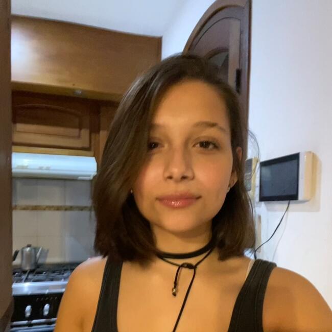 Niñera en La Plata: Violeta