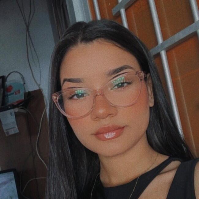 Babysitter in Nossa Senhora do Socorro: Maria