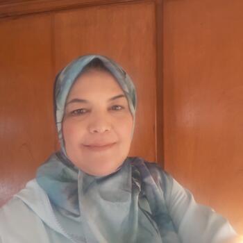 جليسة أطفال مراكش: Saida