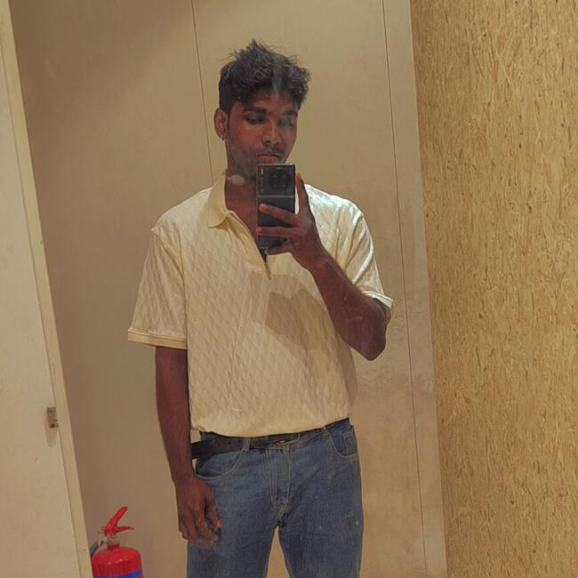 बंगलौर में बेबीसिटर: Moorthi