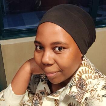 Babysitter in Abu Dhabi: Radhia