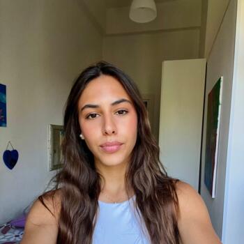 Babysitter in Rome: Alice