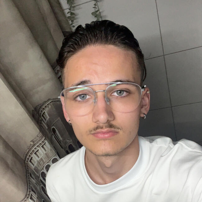 Babysitter in Hürth: Gianluca