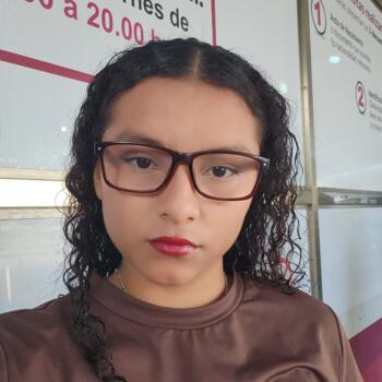 Niñera en Cancún: Katia