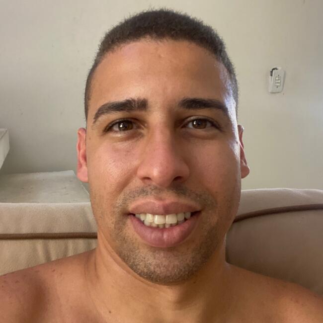 Babysitting job in Araruama: Tiago