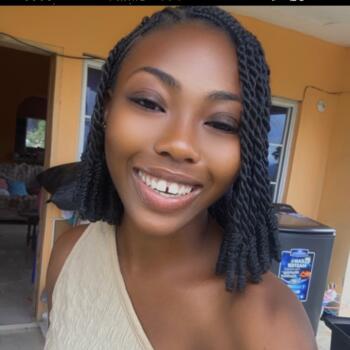 Babysitter in Montego Bay: Kasani