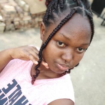 Babysitter Pretoria: Ruvarashe Lyne