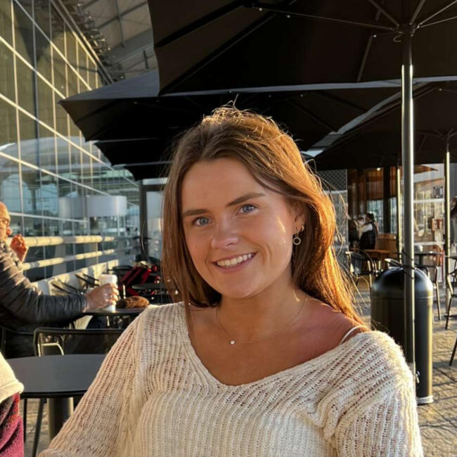 Babysitter in Galway: Rachel