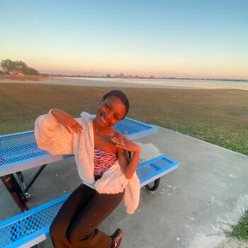 Babysitter in Lafayette: Akeela