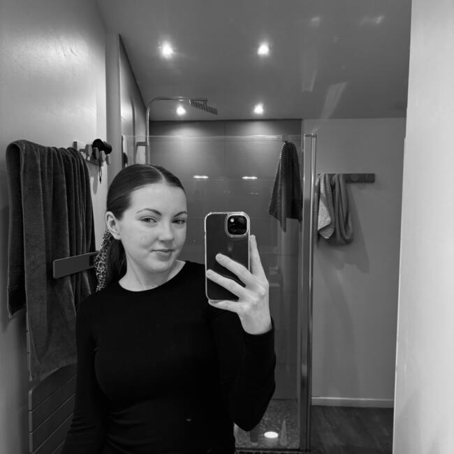 Babysitter in Hallines: Clara