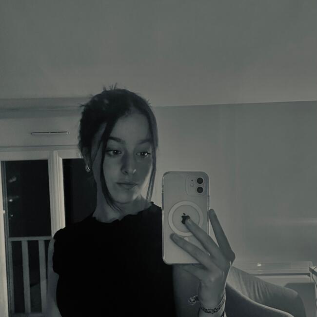 Babysitter in Gujan-Mestras: Elea