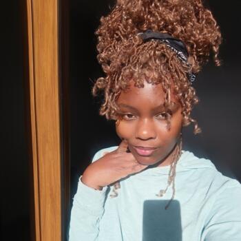 Babysitter in Bragança: Carla Patrícia