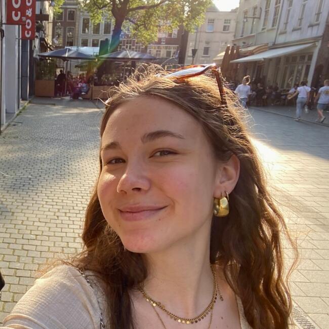 Oppas in Teteringen: Nyamara