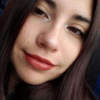 Babysitter in San Pedro de la Paz: Coni