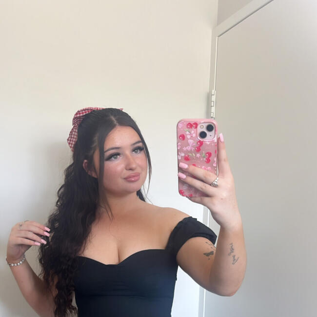 Babysitter in Perth: Lucy
