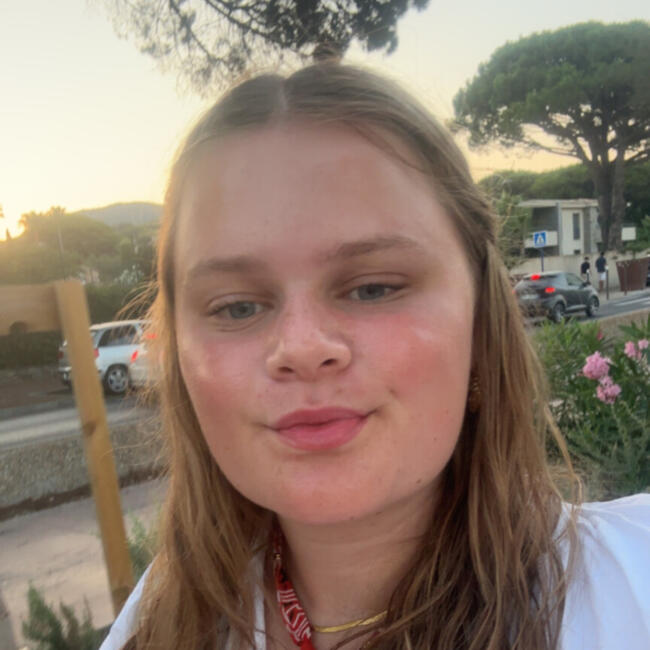 Babysitter in Brügge: Manon D'alleine