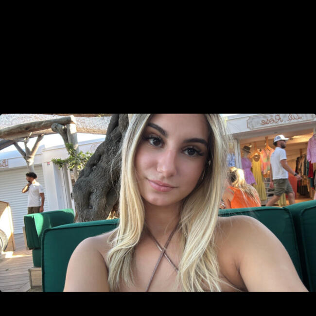 Babysitter in Nice: Tessa