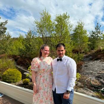 Babysitting job in Averøy: babysitting job Elene