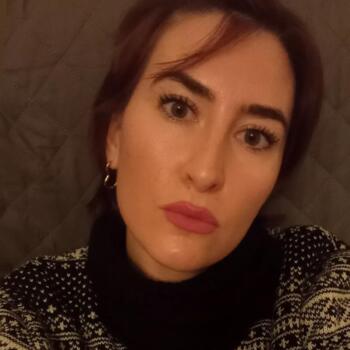 Babysitter in Challand-Saint-Anselme: Arianna