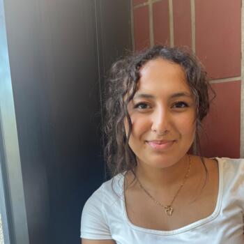 Babysitter in Saint-Nazaire: Chiraz