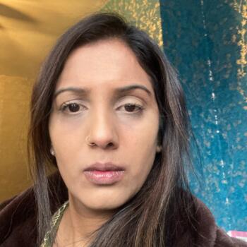 Babysitter in Leeds: Safena