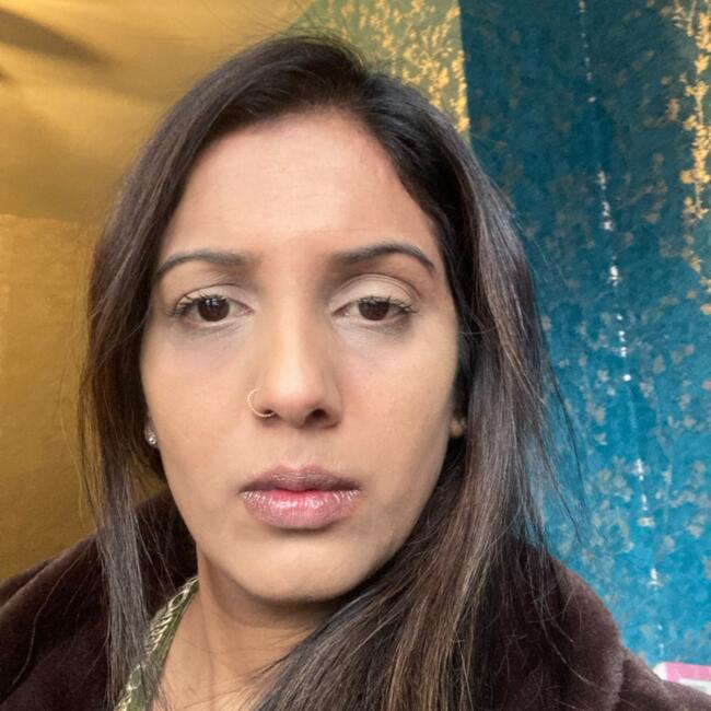 Babysitter in Leeds: Safena