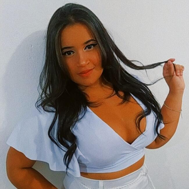 Babysitter in Jundiaí: Hellen cristine