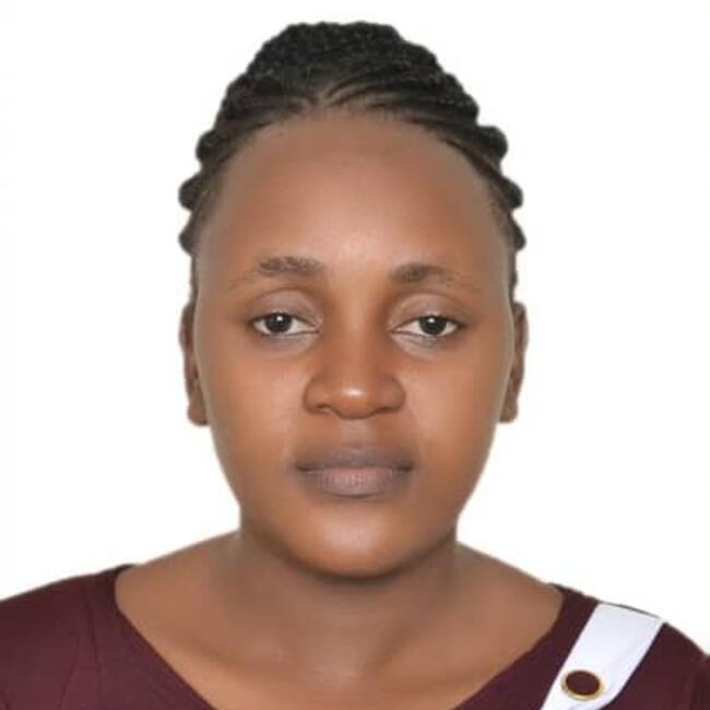 مربية أطفال في دبي: Belus