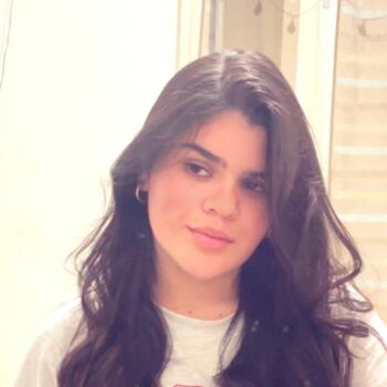 Babysitter em Montijo: Hillary