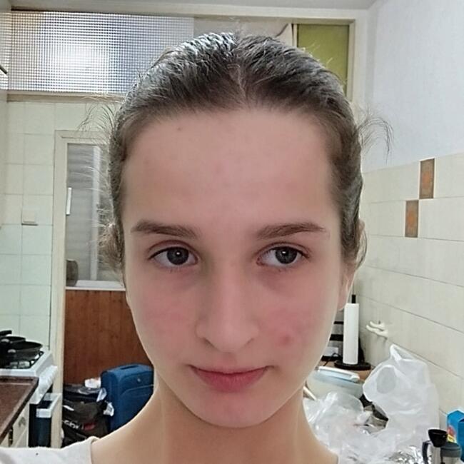 בייביסיטר ב- פתח תקווה: לאה