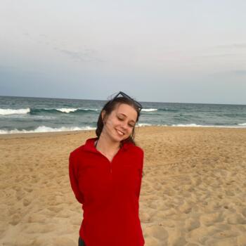 Babysitter in Brisbane: Zoe