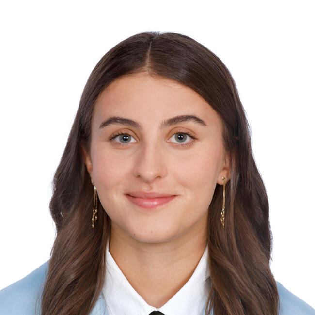 Babysitter in Vigo: Inés