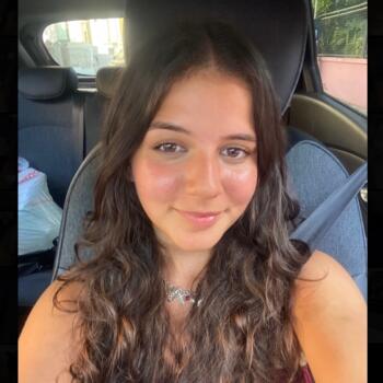 Childminder in Oeiras: Nicole