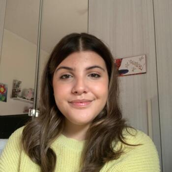 Babysitter in Rome: Aurora