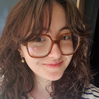 Babysitter in Bordeaux: Lea