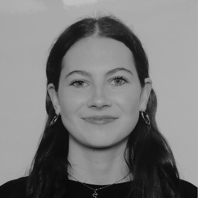 Babysitter in Lyon: Mila