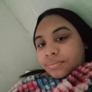 Babysitter Vila Velha: Jaciane