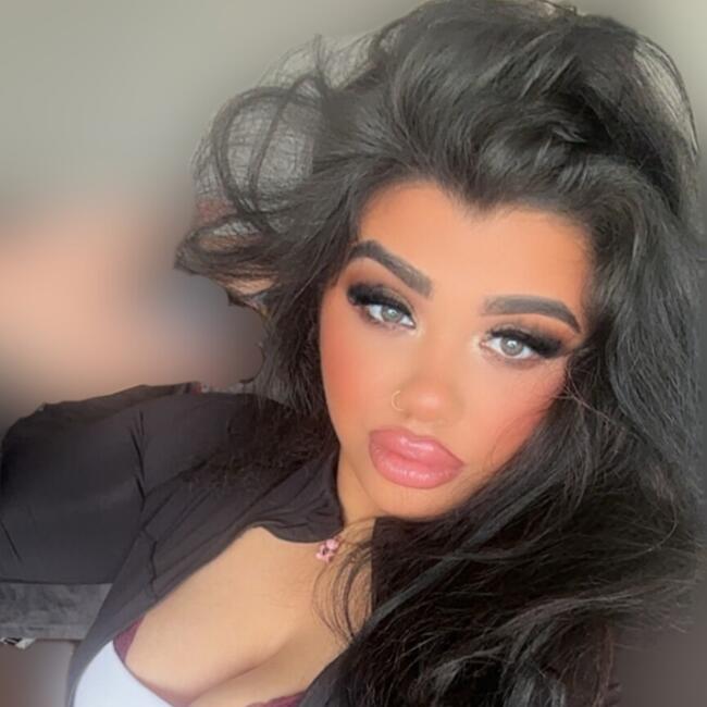 Babysitter in Ennis: Adrielle