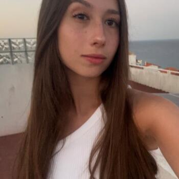 Nanny in Cistérniga: Vega