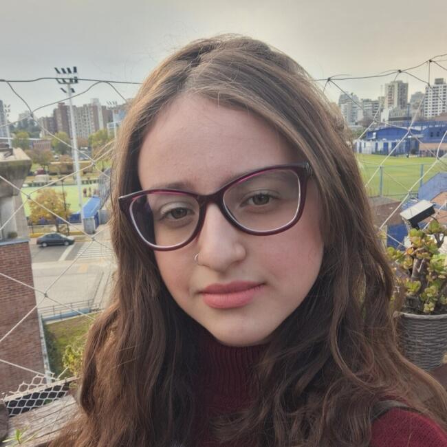 Niñera en Caseros (Buenos Aires): Fiona