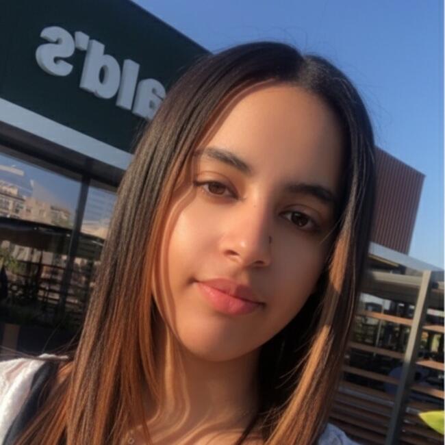 جليسة أطفال في أكادير: Ikram