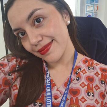 Babysitter La Cruz: Martina