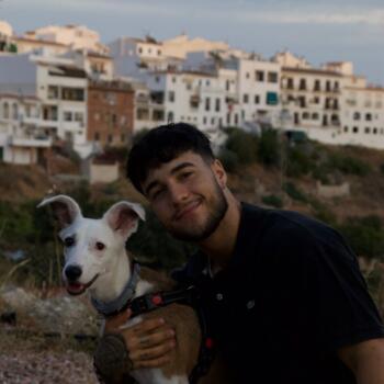 Babysitter in Petrel: Carlos