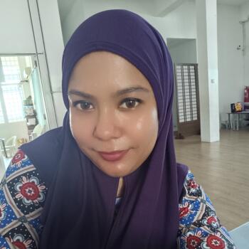 Babysitter in George Town: Syera