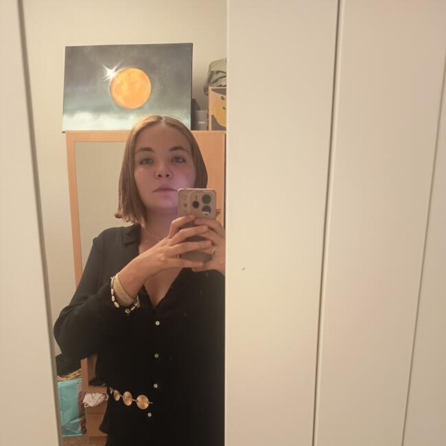 Babysitter in Rochefort: Manon