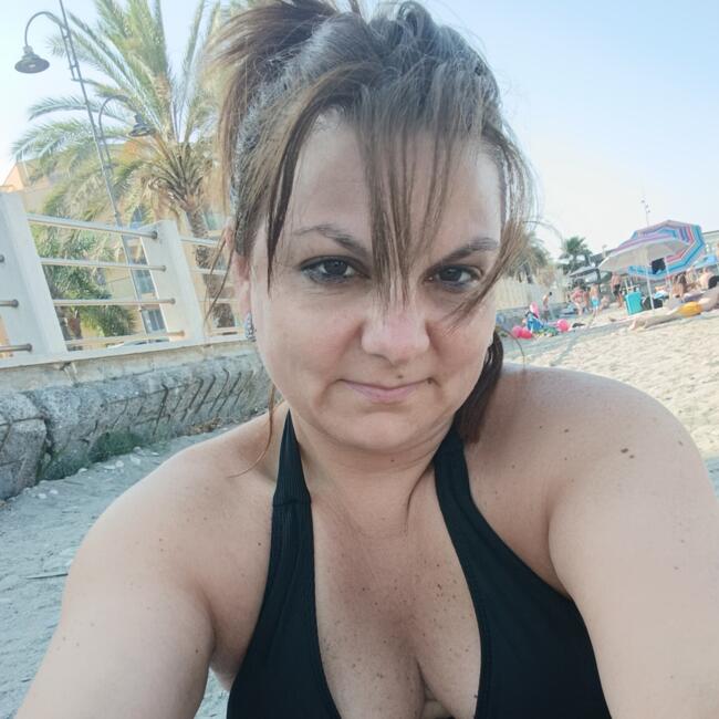 Babysitter in Albenga: Linda