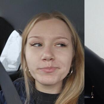 Babysitter in Minneapolis: Emily