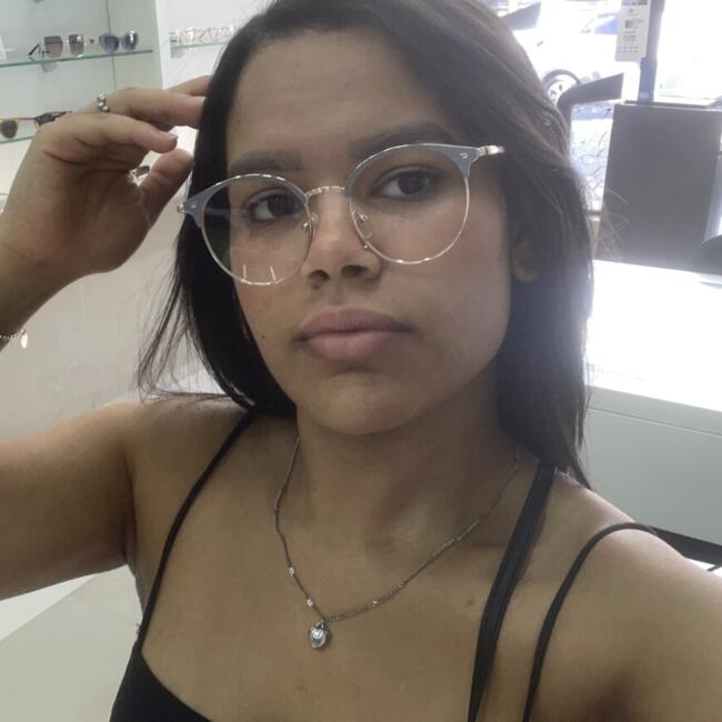 Babysitter in Caruaru: Maria